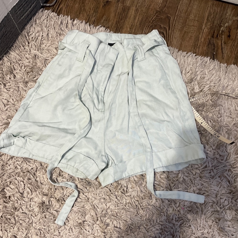 Express Shorts
